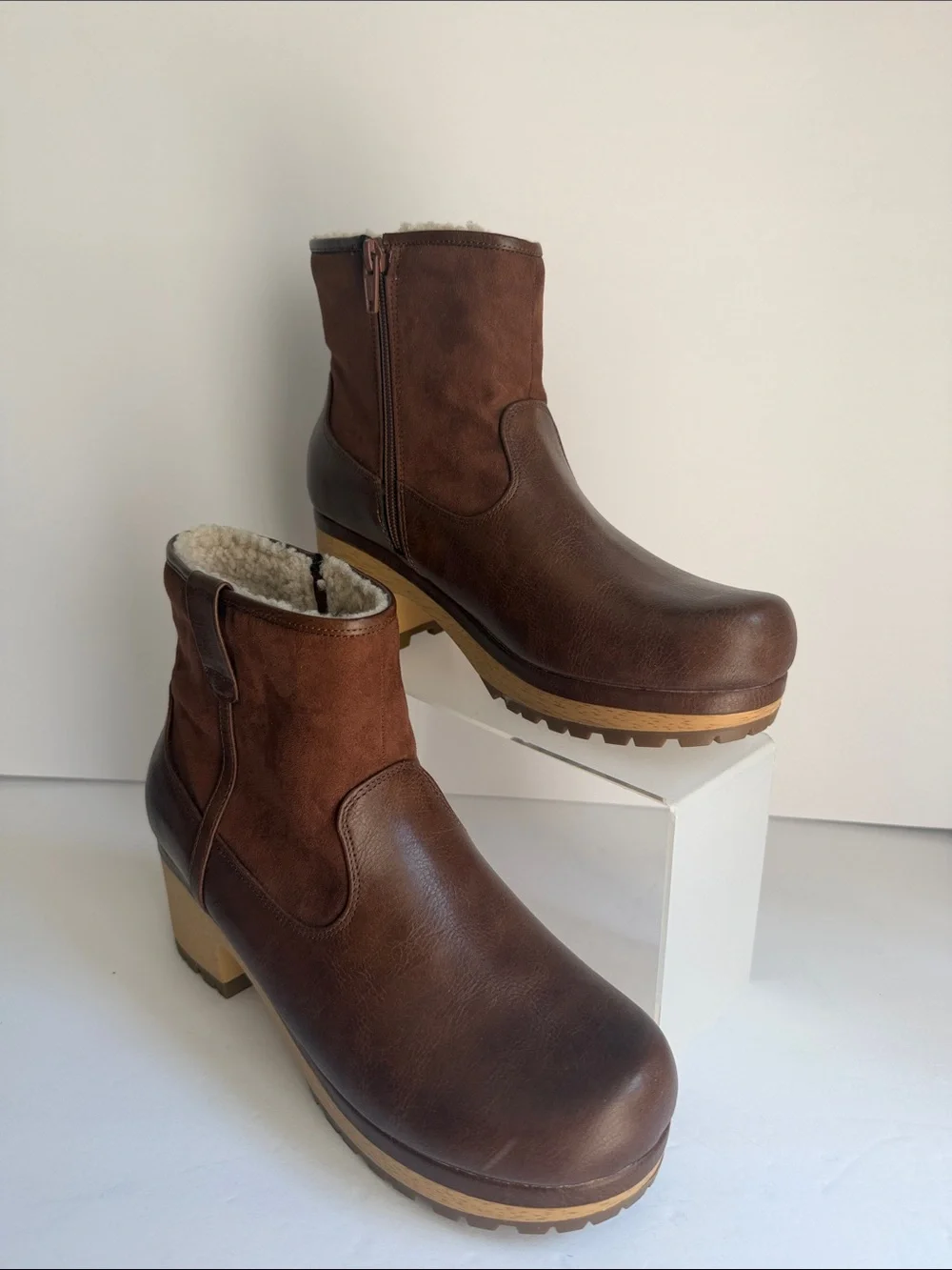 Brown Leather & Suede Insulated Ankle Boots for Women 10